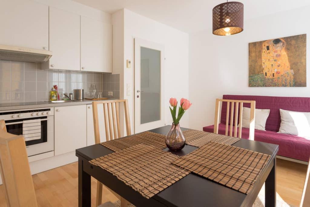 Bright Apartment In Hip & High Quality Neighborhood Viyana Dış mekan fotoğraf