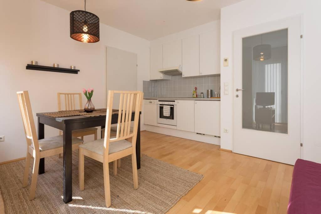 Bright Apartment In Hip & High Quality Neighborhood Viyana Dış mekan fotoğraf